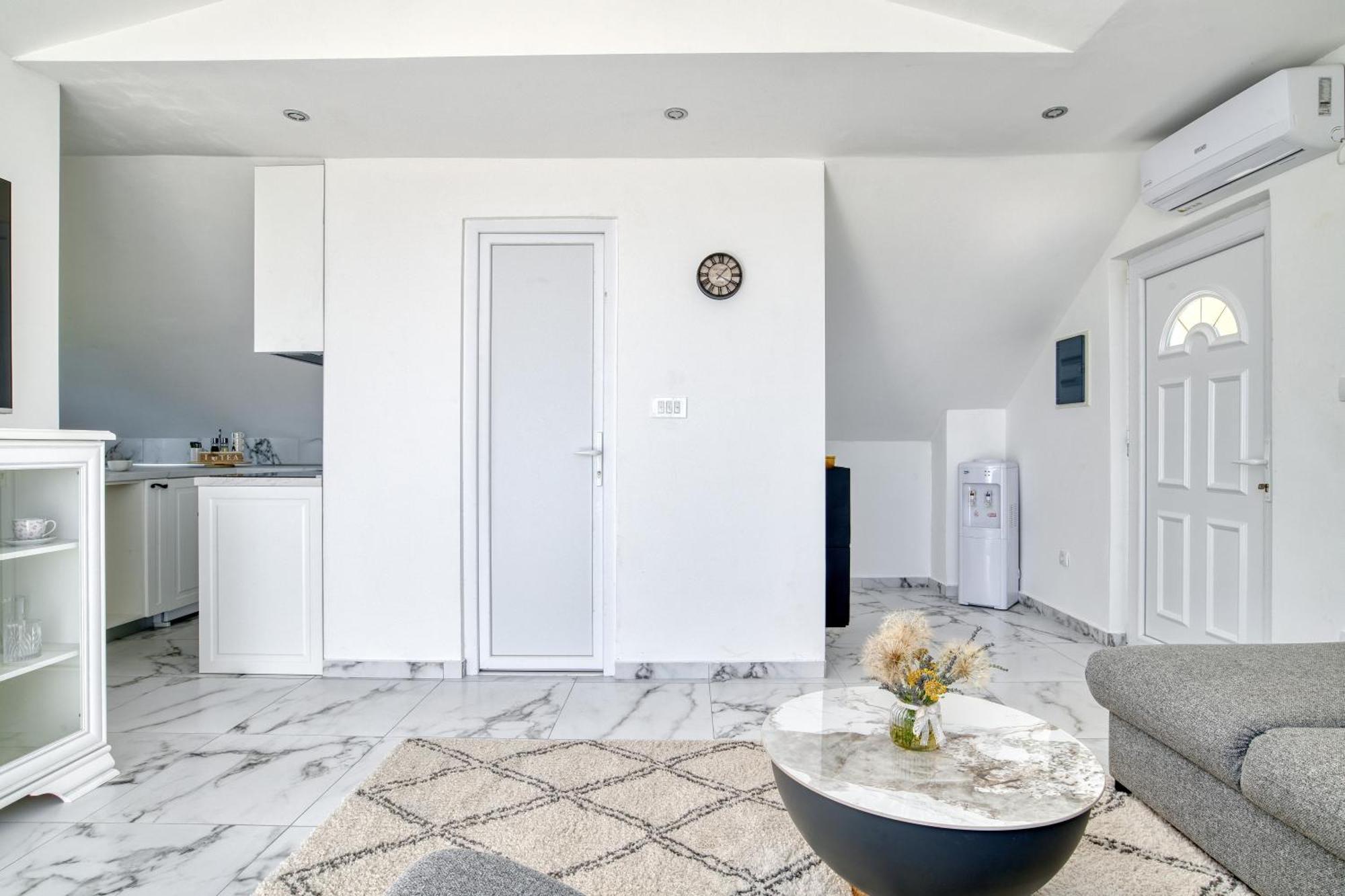 Apartment Paradise Kotor Buitenkant foto