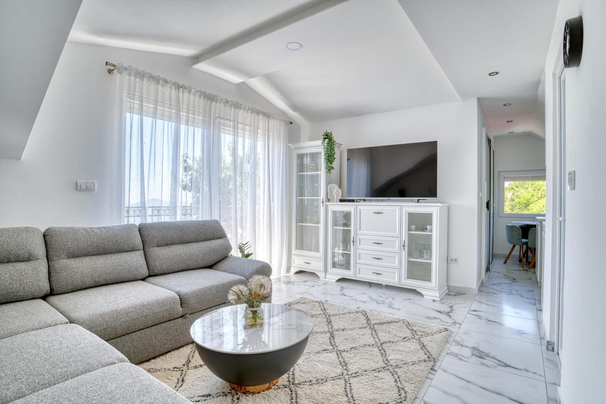 Apartment Paradise Kotor Buitenkant foto